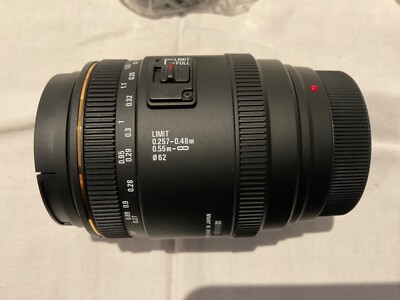 SIGMA Sony E マウント 70mm F2.8 DG MACRO SIGMA 70mm F2.8 EX DG MACRO Lens for Sony A mount. Lens new (open