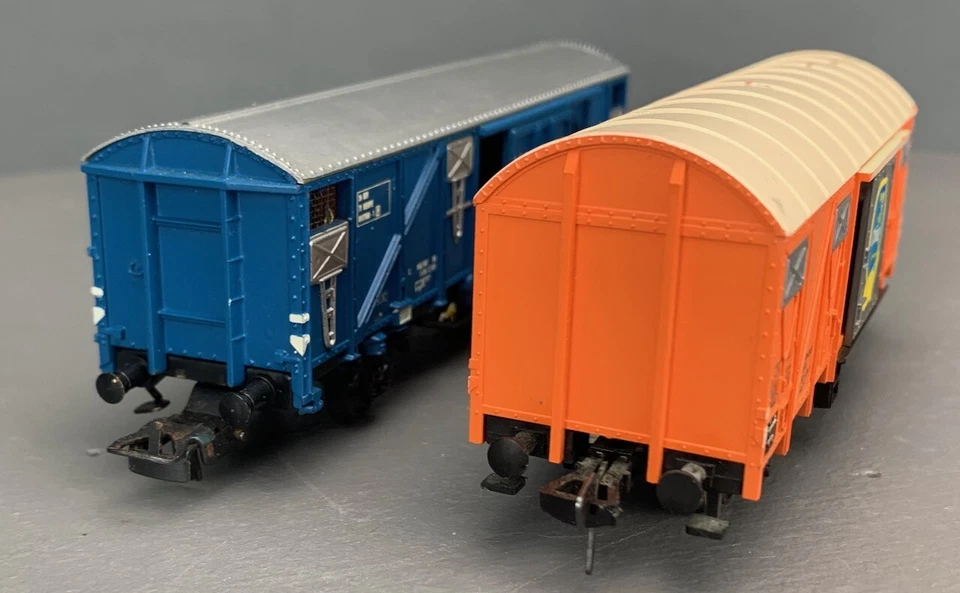 2X HO Fleischmann Chiquita Bananas & Electrotren Cervezas Moritz Reefers HO765 - Image 3 of 4