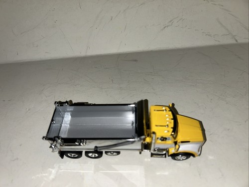 60-1416 DCP 1:64 Yellow & Chrome Kenworth T880 w/Rogue Dump Truck NIB - Picture 4 of 9