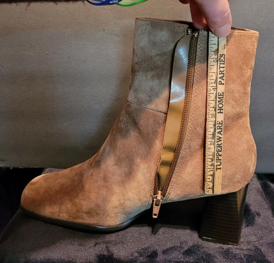 New Women's Size 9 Chadwick's Tan Suede Boots Booties Side Zip Leather 3" Heels - Image 3 of 4