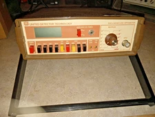 UNITED DETECTOR TECHNOLOGY 350 Linear/Log Optometer