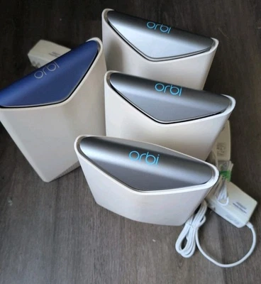 Netgear Orbi Pro SRR60 Router + 3x SRS60 Satellite AC3000 Mesh WiFi System Set - Image 1 of 4