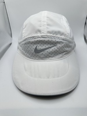 Nike Mütze Herren Einheitsgröße weiß Rückenwind 5 Panel Strapback Cap reflektierend Swoosh