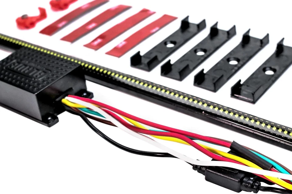 Putco 36" Blade Red/Amber/White LED Tailgate Light Bar w Backup Light - Image 4 of 4