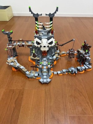 LEGO Ninjago Festung des Teufels Skullgile 71722 ohne Karton & Figur & Anleit...