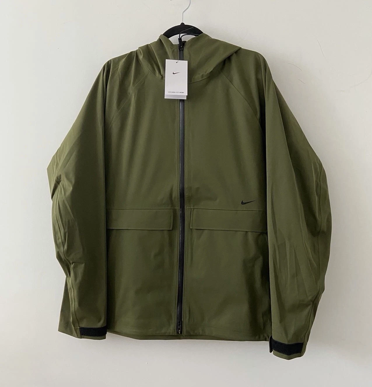 Men’s Nike Sportswear Storm-Fit ADV A.P.S. Jacket Rough Green Size Large