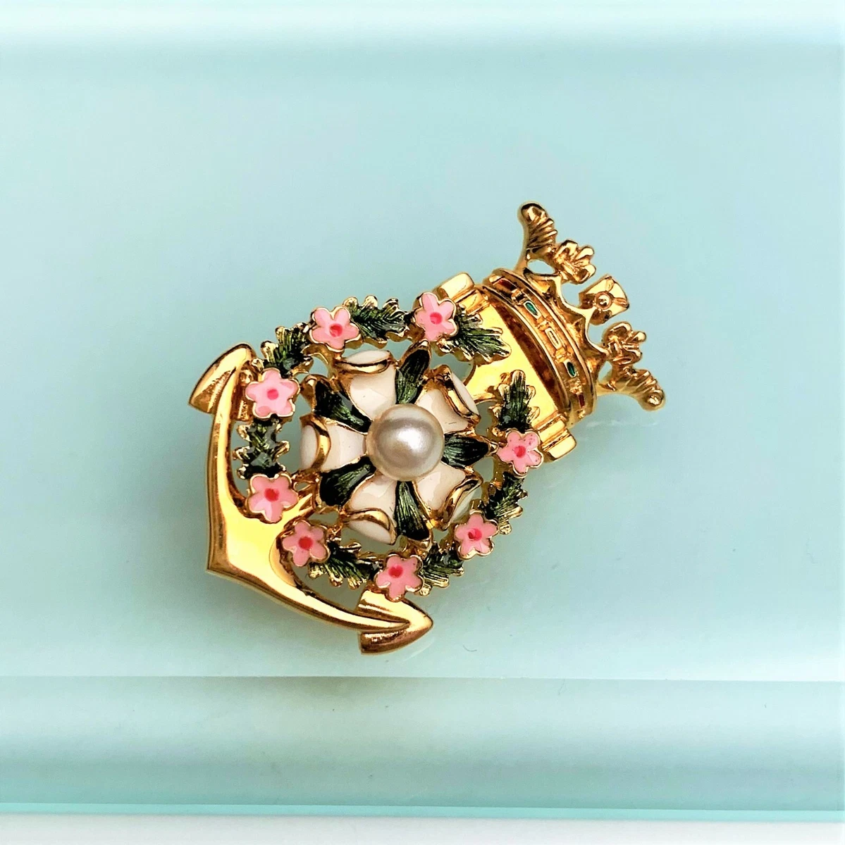 Marriage brooch deals