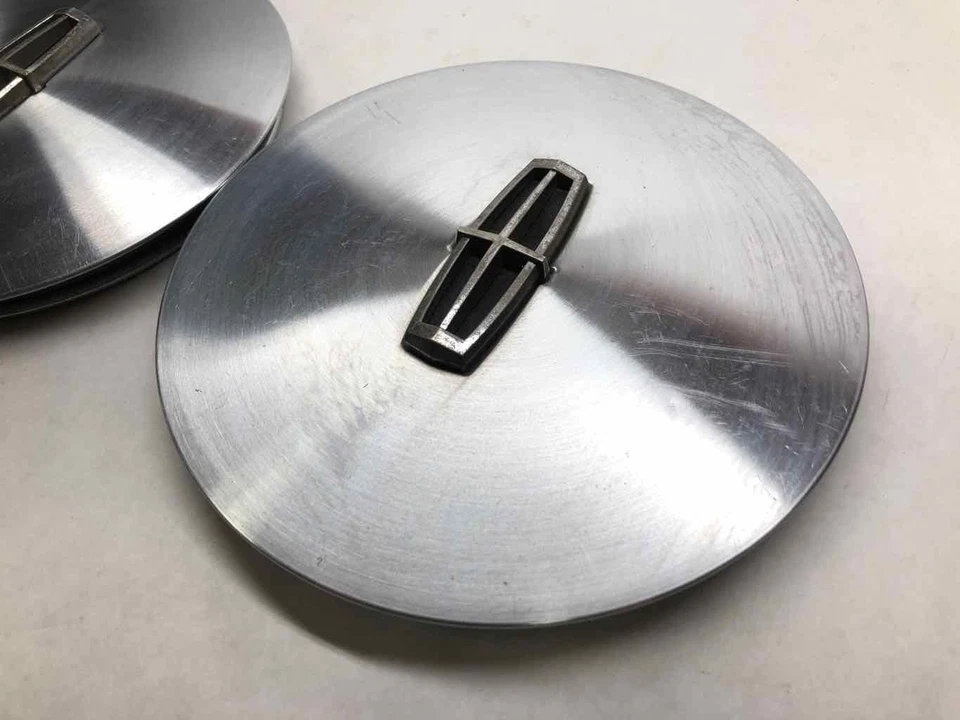 Lincoln Continental 1988 1989 par de tapacubos centrales *menos 1 clip emblema Foto 3 de 4