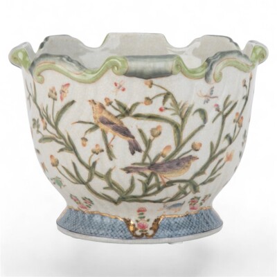 SATIN GRASS SCALLOP PORCELAIN PLANTER/CACHEPOT -8'' X 6.5''H