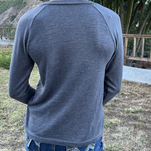 Life is Good Sleep T Shirt Let it Snow Womens S Gray Long sleeve Top Thumb Holes - Picture 4 of 17
