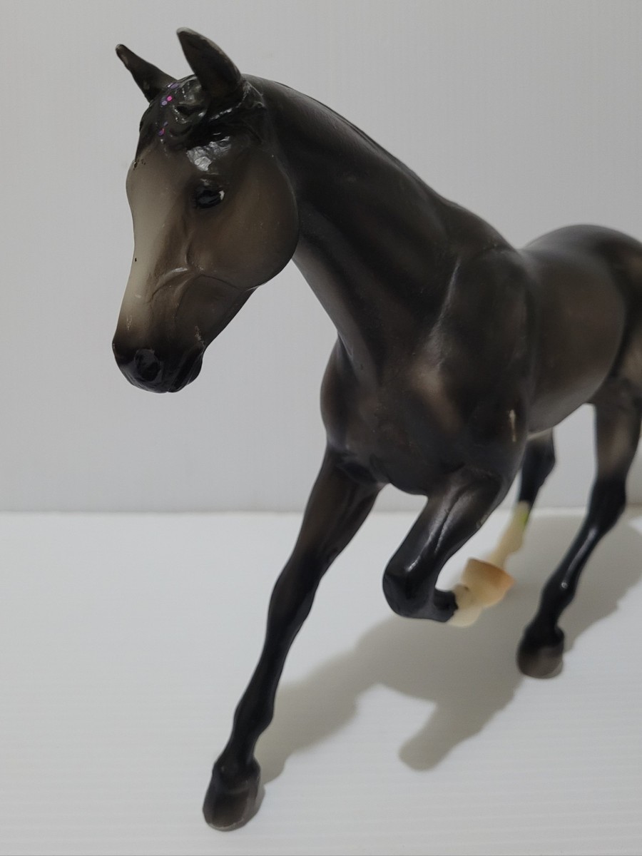 Breyer Peppermint Kiss 2015 Holiday Horse 700118 for sale online