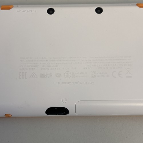New Nintendo 2DS XL Orange & White Console - w/ 2 Games - Tested - Picture 11 of 13
