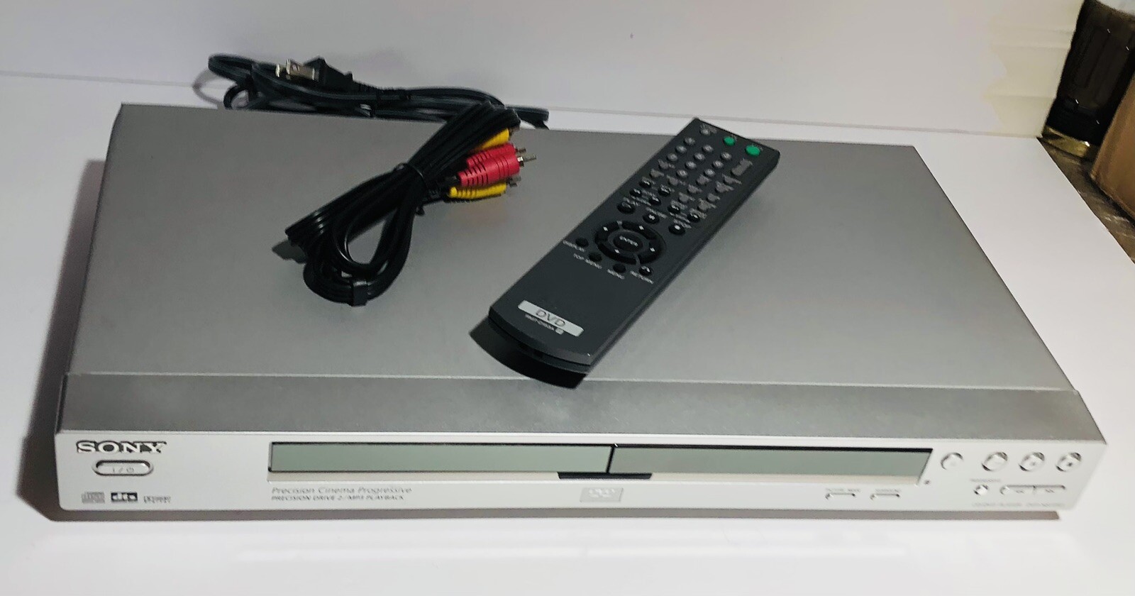 Sony DVP-NS725P DVD CD MP3 Player with Progressive Scan Remote & AV Cables Tested