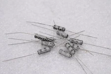 ILLINOIS CAPACITOR ALUMINUM ELECTROLYTIC AXIAL CAPACITOR 10 MF, 16 V (LOT OF 35)