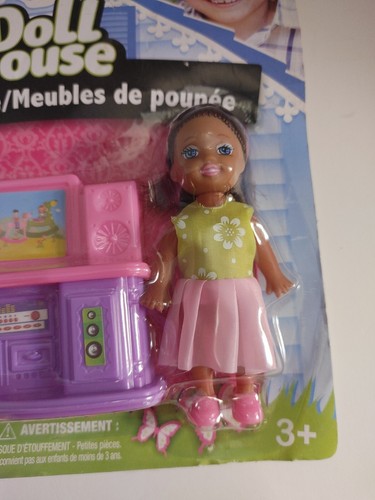 Doll House Furniture Set with a Doll A9 - Picture 4 of 5