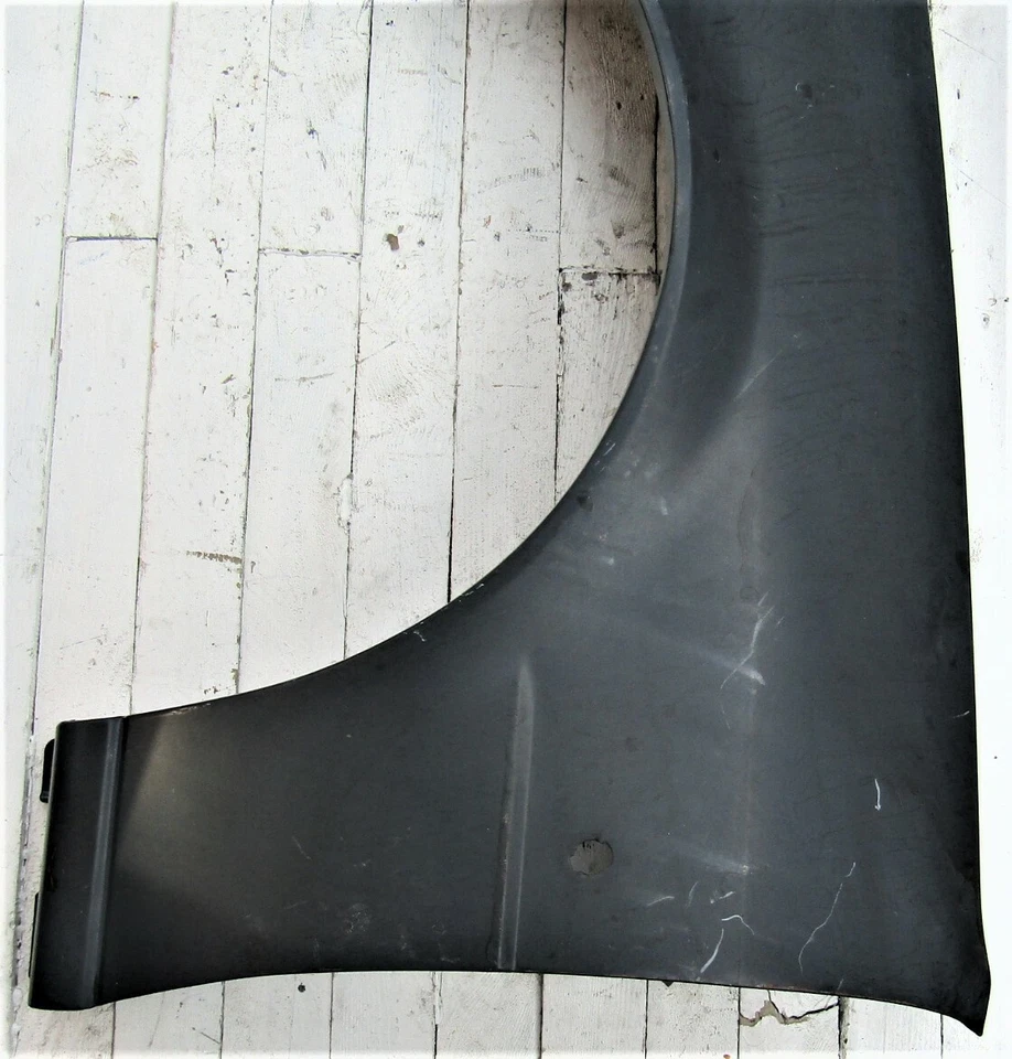 Par de guardabarros delanteros izquierdo derecho ford fiesta ii modelo 1990 95 recambio Foto 3 de 4