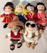 Vintage Disney It  s A Small World Bean Bag Plush Lot of 6 People Dolls