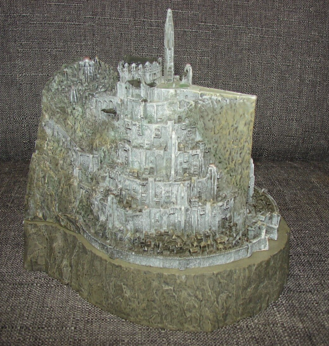 Lord of The Rings Minas Tirith Capital of Gondor Ashtray Statue No Bottom