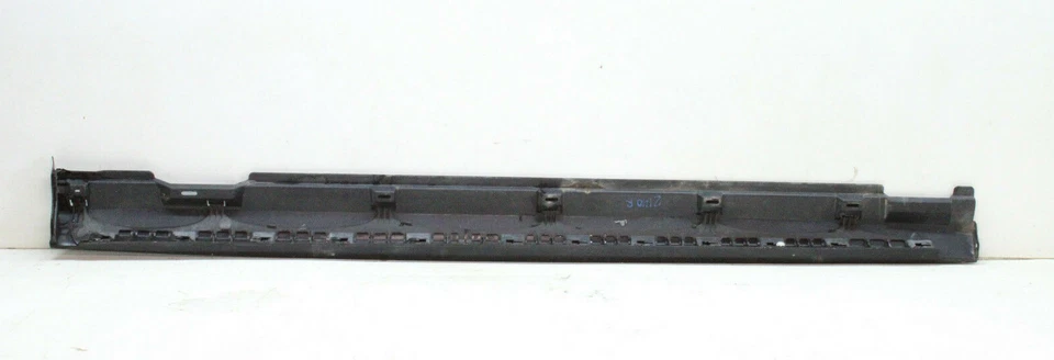 VW CC 2011 lado del pasajero derecho panel basculante moldeado LC9X negro OEM 09 10 11 Foto 4 de 4