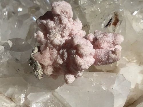 Gorgeous Rhodocrosite, Quartz & Pyrite Specimen - Picture 6 of 10