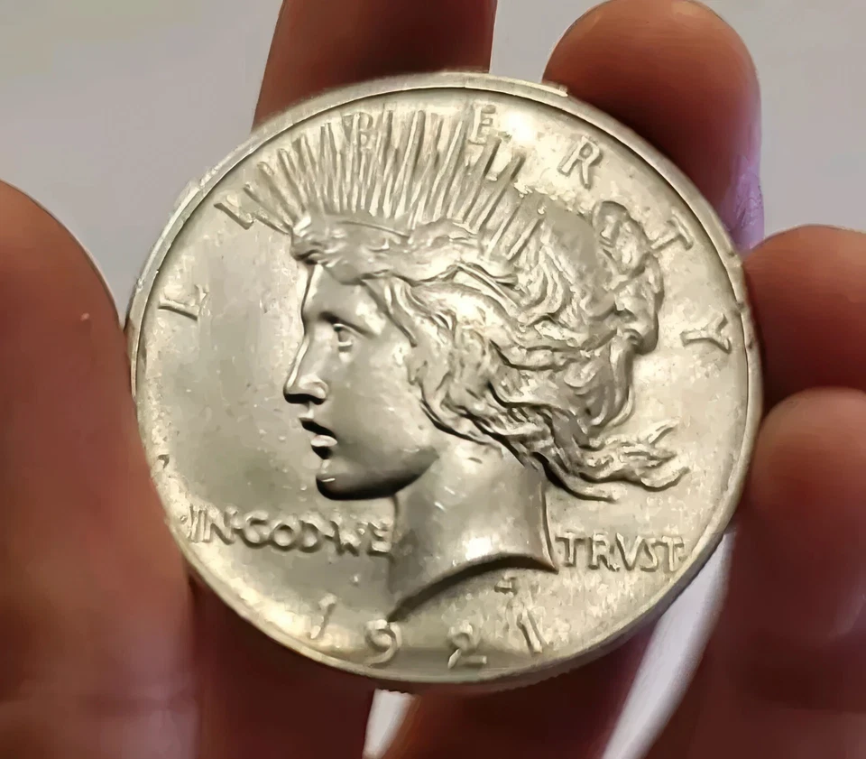 1921 Peace Dollar Very Smooth Cheek AU+++/UNC  - Image 2 of 4
