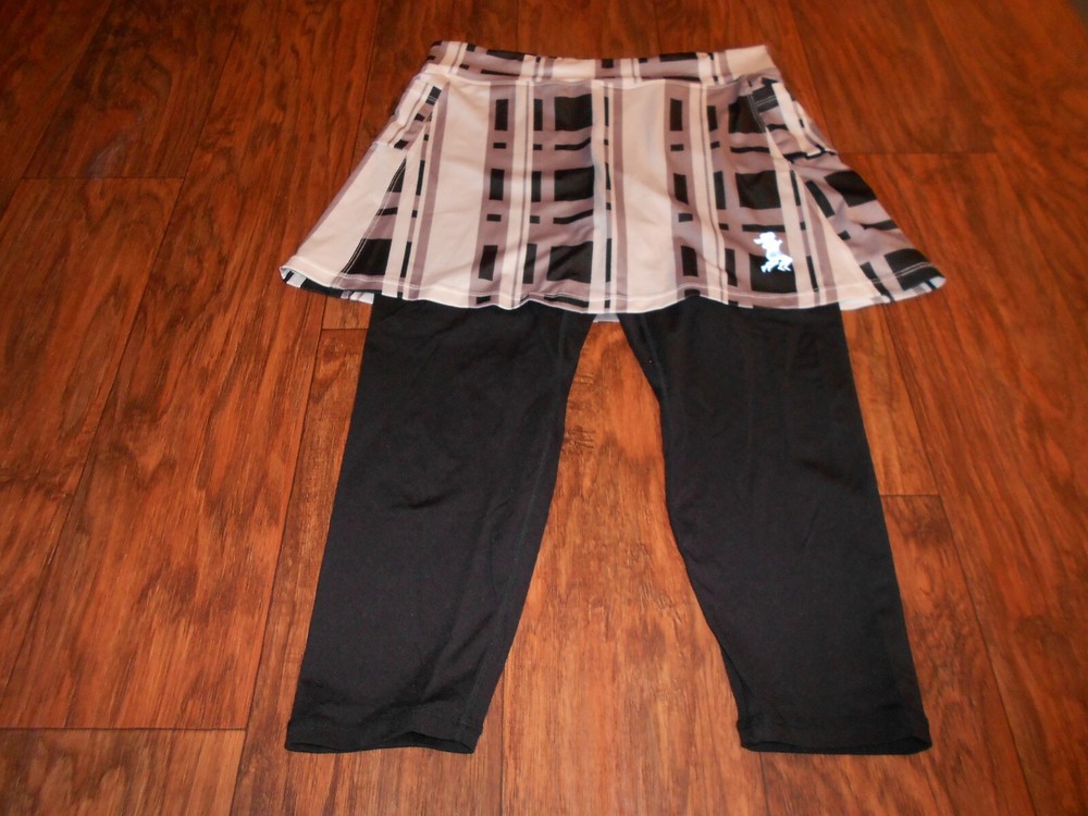 Women's Running Skirt with Built-in Shorts - Size 4 Mint Cropped Leggings Skort