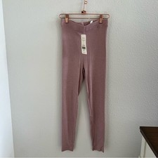 NWT Fabletics RestoreKnit Ultra High-Waisted 7/8 Legging Trail Dust Medium