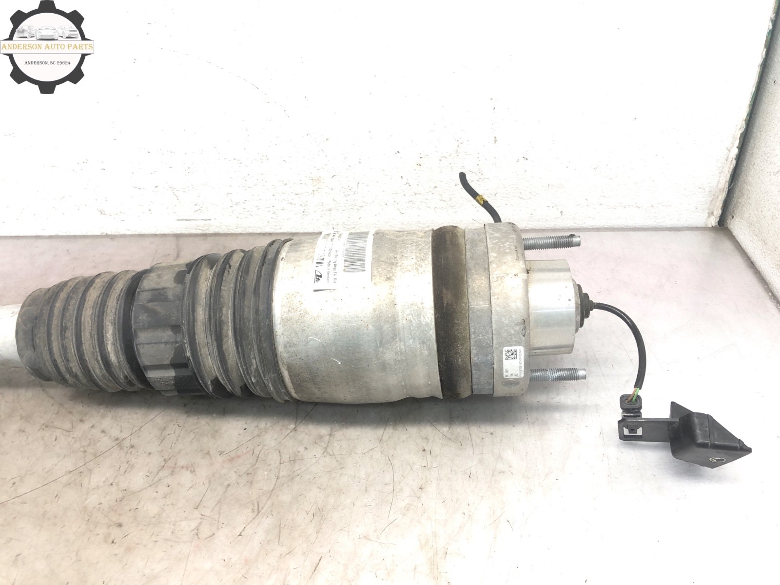2017-2022 MASERATI LEVANTE AWD RIGHT PASS FRONT AIR SHOCK STRUT ABSORBER OEM