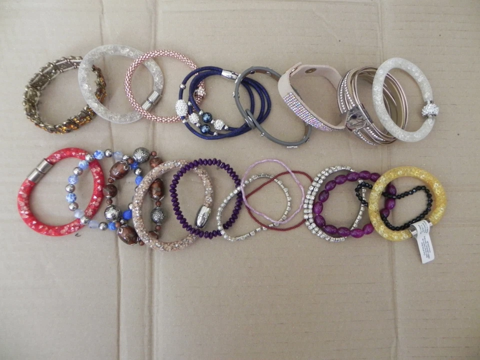 Damenarmbänder - Armbänder - 20 Stück - Modeschmuck - Konvolut NR.:2