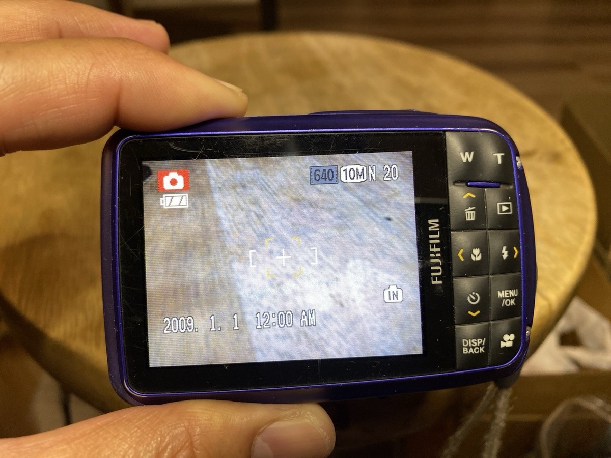 FUJIFILM Digital Camera Finepix Z33WP 10.0MP WP CCD Y2k Tested