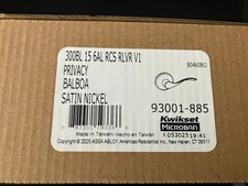 Kwikset Hollis  Bed and Bath Privacy Lockset Door Lever - Satin Nickel NEW