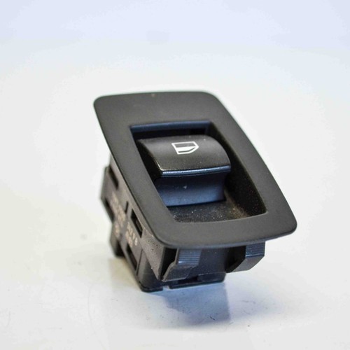 BMW 1 E87 Schalter für Fensterheber hinten rechts 6945874 2.0 Diesel 3146946