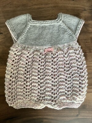NEU handgestrickt Baby Strampler Set 0-3 Monate