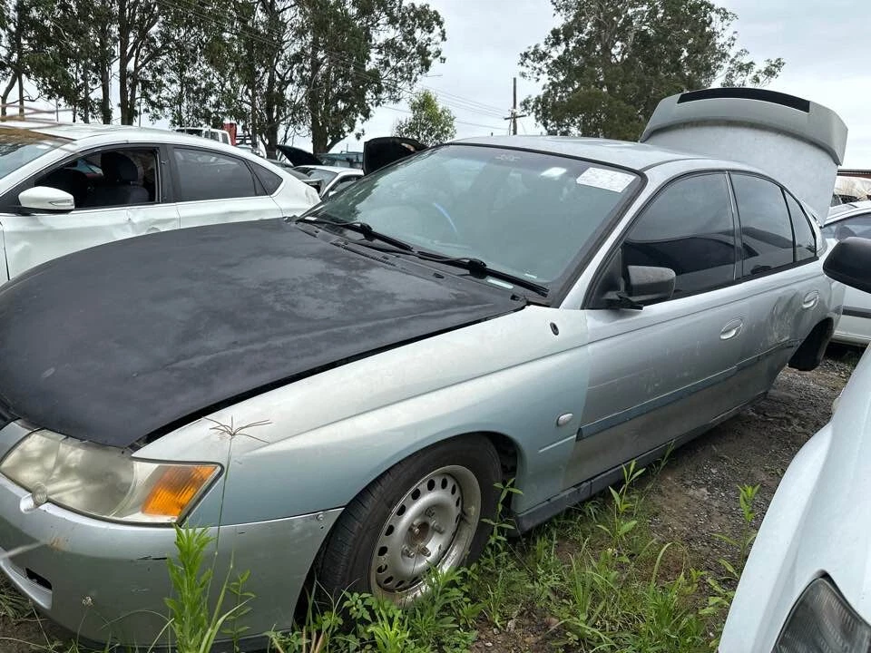 Holden Commodore VY VZ Right Drivers Sunvisor 2001-2004 #B515 - image 4 of 4