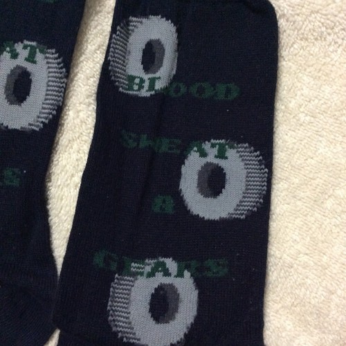 Socks ● Home Improvement TV Show ● BLOOD SWEAT AND GEARS ● Touchstone TV  🧦 - Picture 4 of 6