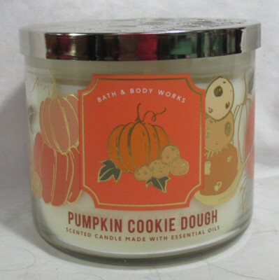 Bath & Body Works 3-wick 14.5 oz Jar Scented Candle PUMPKIN COOKIE DOUGH