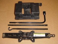 03 04 05 06 07 Jeep Liberty Scissor Jack Tools Lug Wrench Holder