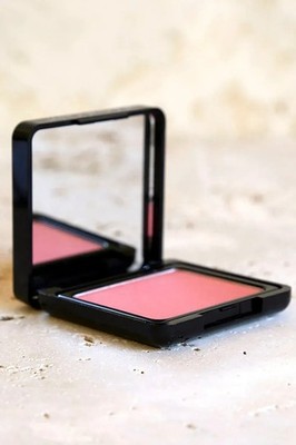 Japonesque Pink Velvet Touch Blush Color 6.5g Shade 3 Pink Velvet New in box 