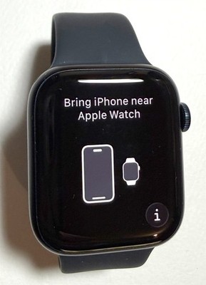 Apple Watch Series 8 45mm, Midnight Case with Black Sport Band (GPS + Cellular)