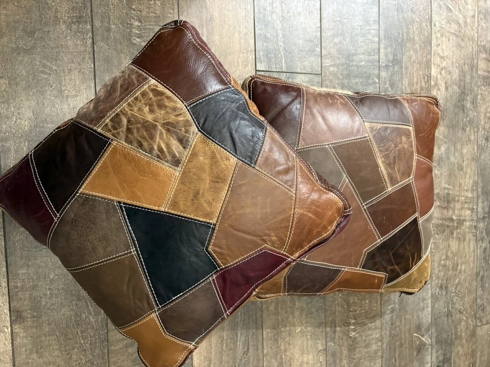 2x Vtg 1980s Leather Patchwork Throw Pillows Side Zip 17"X17" w Inserts - Image 4 of 4
