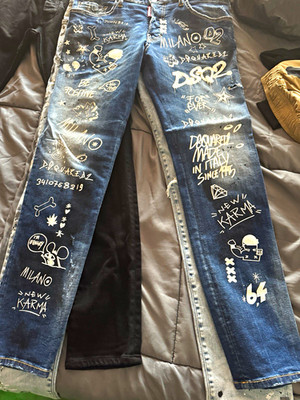 Dsquared2 Men's Blue Slim Fit Graphic Print Logo Denim Jeans 5-Pocket