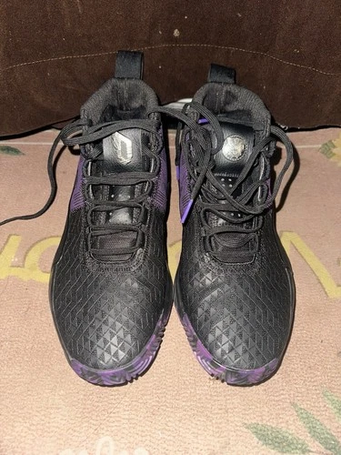 Dame 5 Black Panther Size 8
