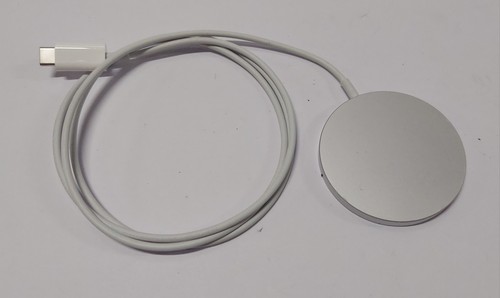 Genuine Apple - MagSafe Charger for iPhone - White (1 Meter) A2140