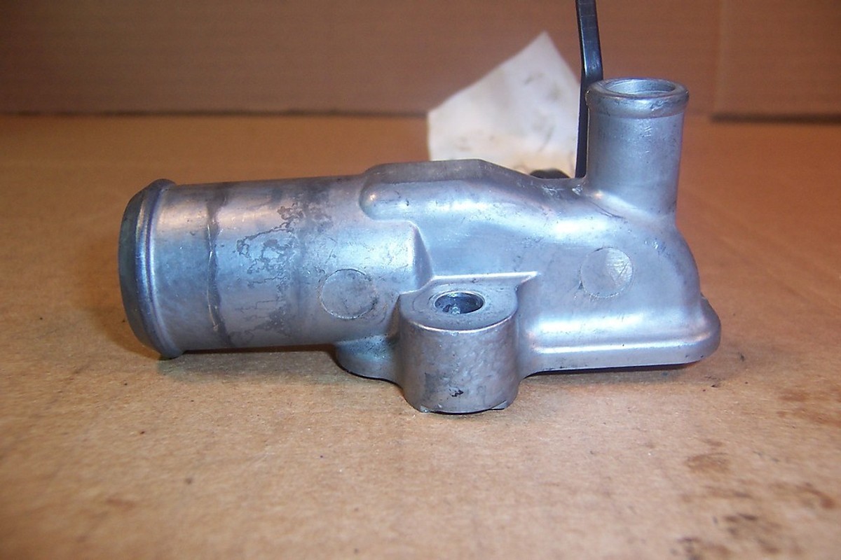 KAWASAKI ZX1200 NINJA CYLINDER WATER INLET FITTING ZX 1200 00-05