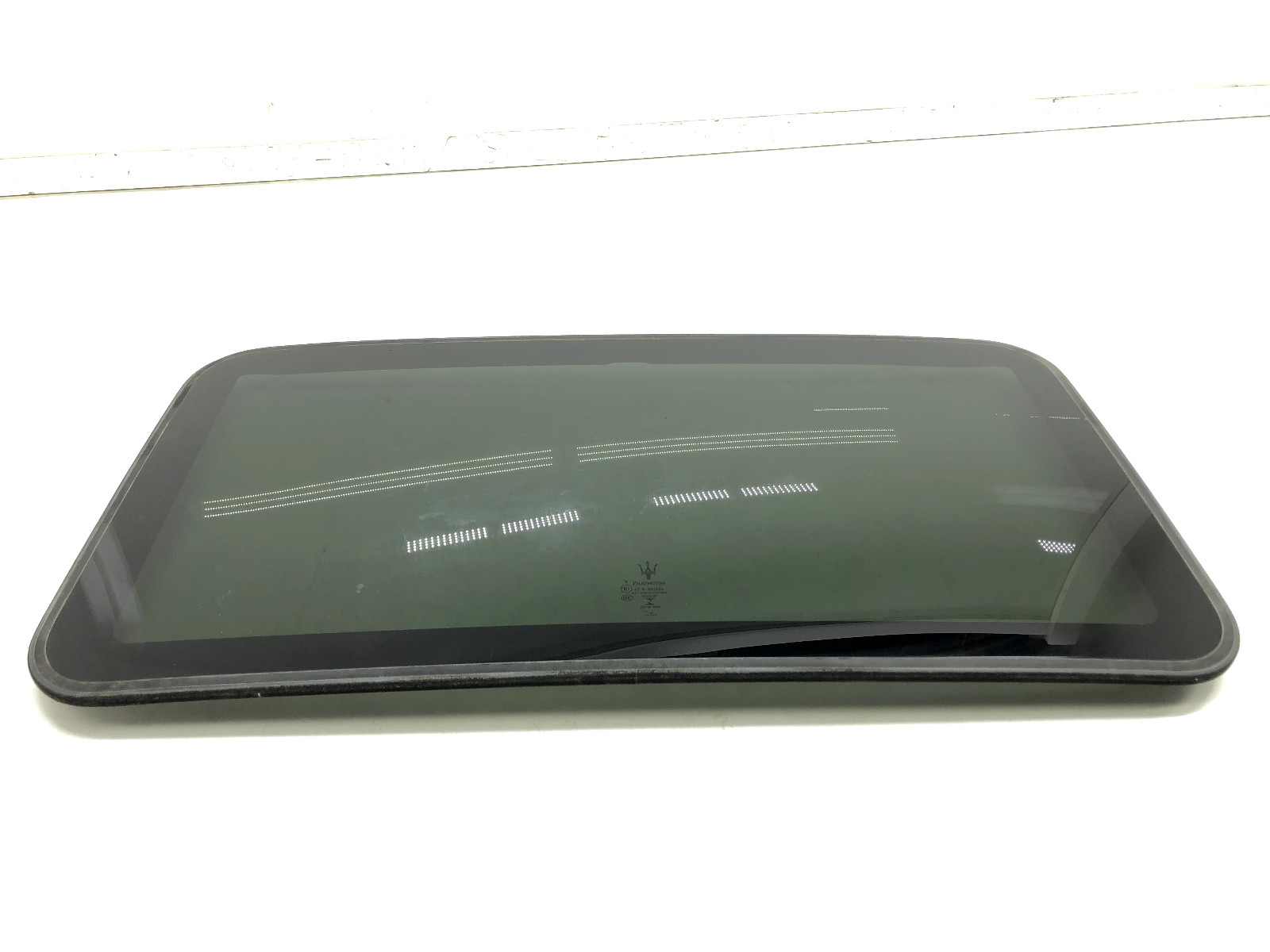 2014-2020 MASERATI QUATTROPORTE SUNROOF WINDOW GLASS OEM.