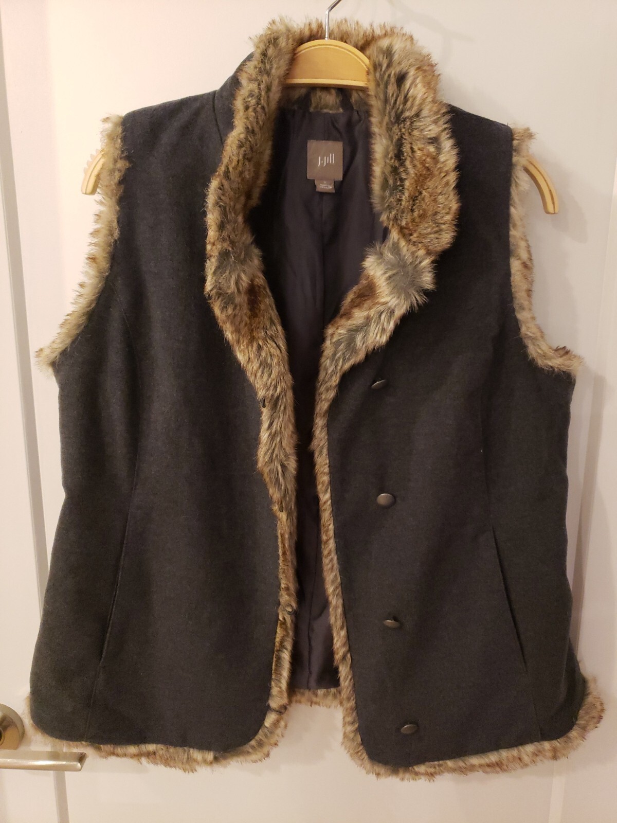 J. Jill Faux Fur Trim Vest Women's Sz Small Gray Button Up Lined Pockets
