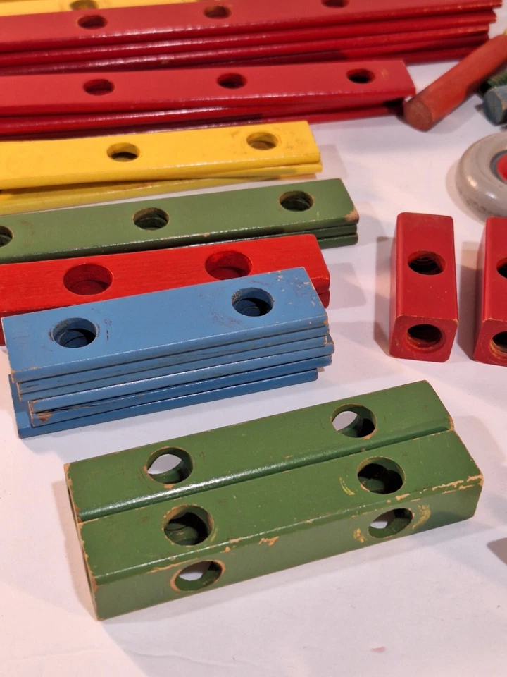 Vintage BYGG-BRI9 Wood Construction Set - Image 4 of 4