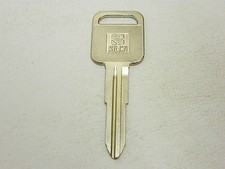 AUTO S SCHLÜSSEL ROHLING FÜR OPEL FRONTERA 4x4 & MONTEREY 4x4 - ISUZU AMIGO & TF