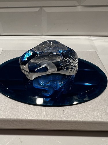 Mats Jonasson Lead Crystal Glass Etched Swan Signed Paperweight Sweden w/mirror - Picture 2 of 8