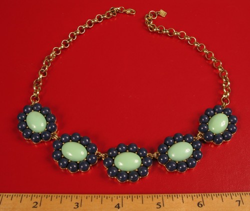 LOVELY DESIGNER SIGNED BANANA REPUBLIC BR FASHION NECKLACE !!